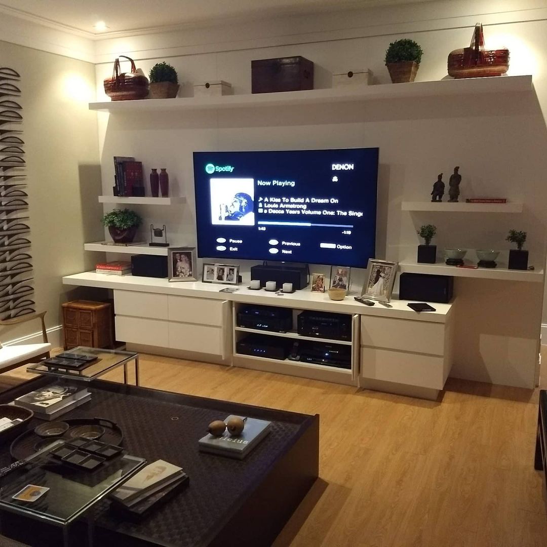 Home theater residencial AMS