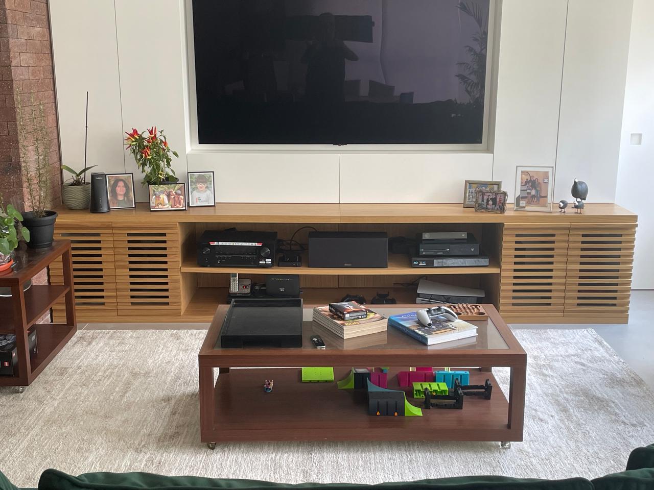 Home theater residencial integrado — AMS AV Automation